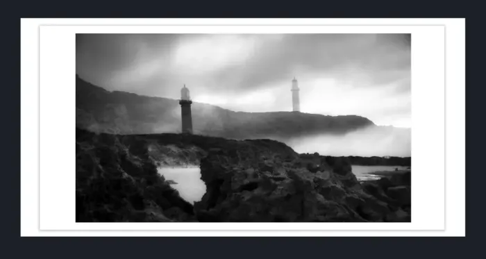 20.28-4.-1C-WATERSCAPES-LIGHT-HOUSE-Black-and-White-Photo-SP-31-34-Split-point-2015