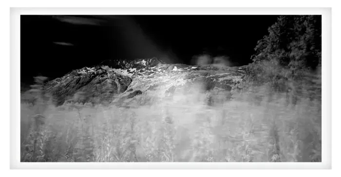 5.7.7-MYSTICAL-INFRARED-Black-and-White-Photos-L1003862-Canada-2016