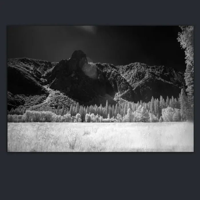 5.3.20-INFRARED-PHOTOS-LANDSCAPE-Black-and-White-Yosemite-L1001184-2016