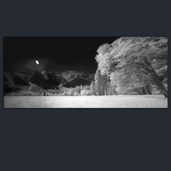 5.3.22-INFRARED-PHOTOS-LANDSCAPE-Black-and-White-Yosemite-L1001190-91-2016