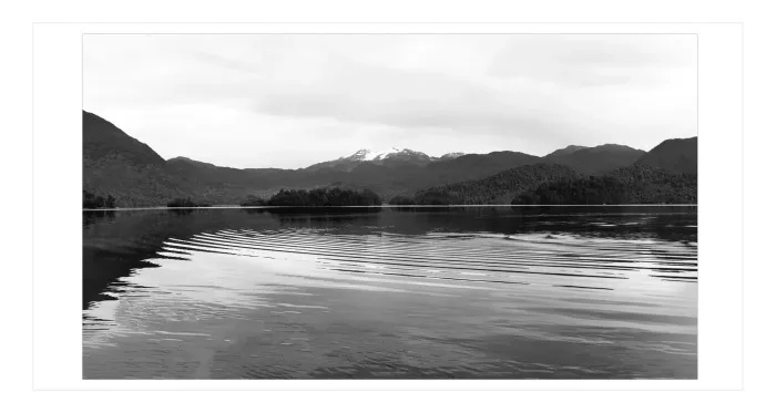 20.25-5-WATERSCAPES-Minimalism-Black-and-White-Photo-Kitralco-Hot-spring-Chile-L1022696-2015
