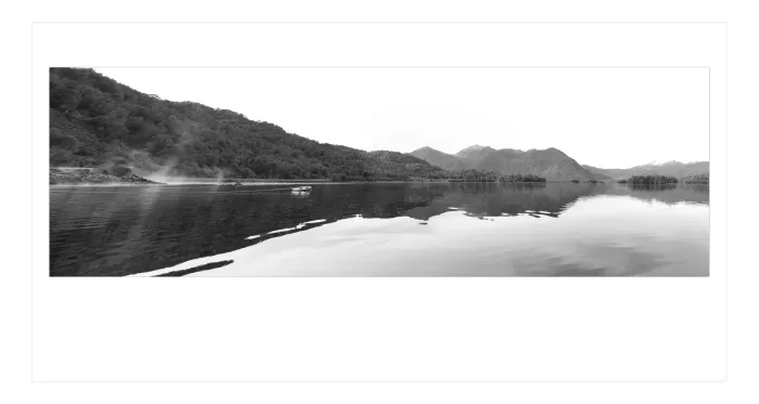 20.25-6-WATERSCAPES-Minimalism-Black-and-White-Photo-Kitralco-Hot-spring-Chile-L1022205-09-2015