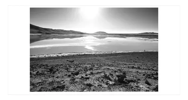 20.25-9-WATERSCAPES-Minimalism-Black-and-White-Photo-Bolivia-L1026209-2015