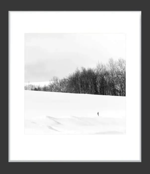 1.6-7-14-MINIMALIST-Black-and-White-Photos-MIXEDMK7-L1011382-Biei-Japan-2018