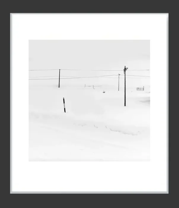 1.6-7-19-MINIMALIST-Black-and-White-Photos-MIXEDMK7-L1011399-Biei-Japan-2018