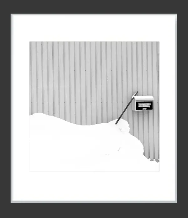 1.6-7-30-MINIMALIST-Black-and-White-Photos-MIXEDMK7-L1011548-Biei-Japan-2018