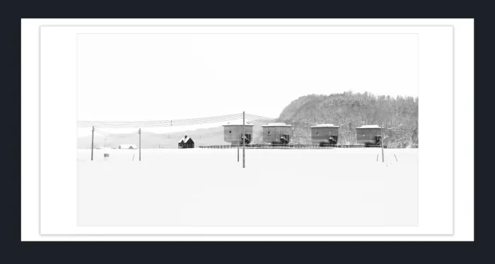 19.4.4-MINIMALISM-Landscape-Black-and-White-Photos-SNOWSCAPES-L1011529-Japan-2018
