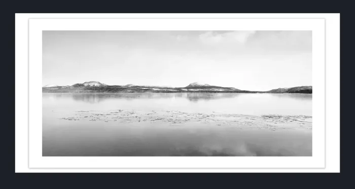 19.4.9-MINIMALISM-Landscape-Black-and-White-Photos-SNOWSCAPES-L1011785-Japan-2018