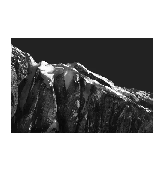 1.6-2-5-ORIENTATION-Black-and-White-Photographs-MIXEDMK2white-AERIAL-McKinley-Alaska-USA-L1003661-2016