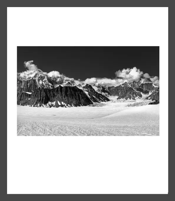 1.6-4-9-ORIENTATION-Black-and-White-Photographs-MIXEDMK4-L1003727-Aerial-McKinley-Alaska-USA-2016-