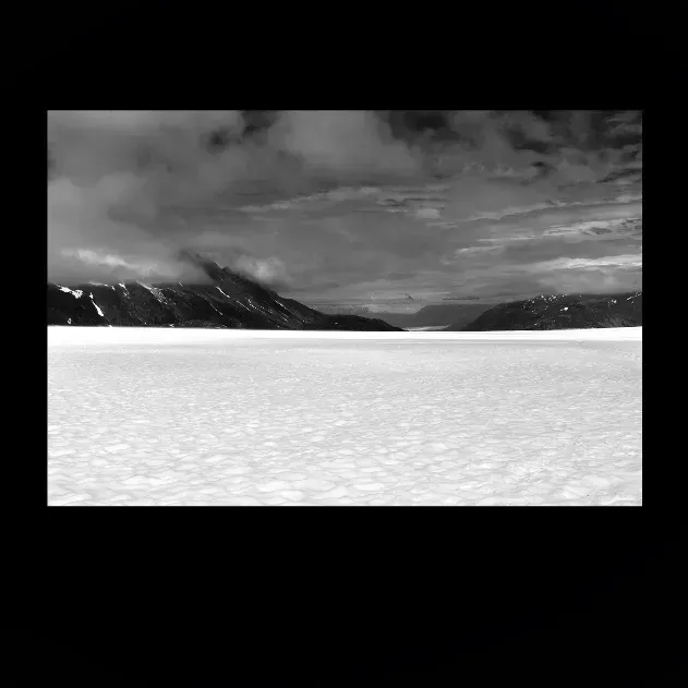 1.6-7H-ORIENTATION-Black-and-White-Photographs-4x3-MKBlue-MINIMALISM-SNOWCAPPED-MOUNTAIN-Alaska-USA-L1004142-2016