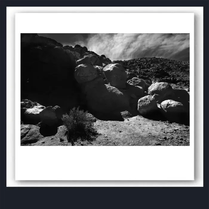 6.7.16Z4-LANDSCAPE-NATURE-Caves-and-Rocks-Formation-Bolivia-L1026075-2015