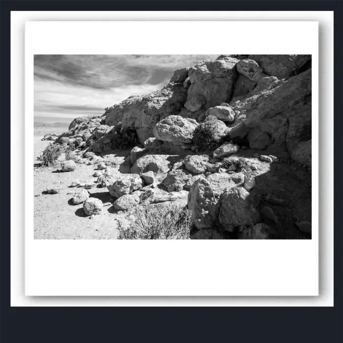 6.7.16Z6-LANDSCAPE-NATURE-Caves-and-Rocks-Formation-Bolivia-L1026074-2015