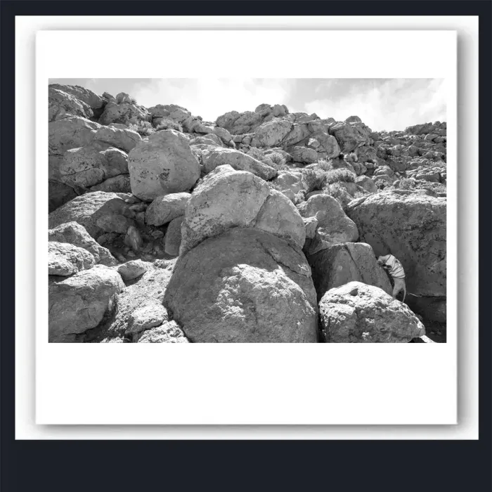 6.7.16Z7-LANDSCAPE-NATURE-Caves-and-Rocks-Formation-Bolivia-L1026083-2015