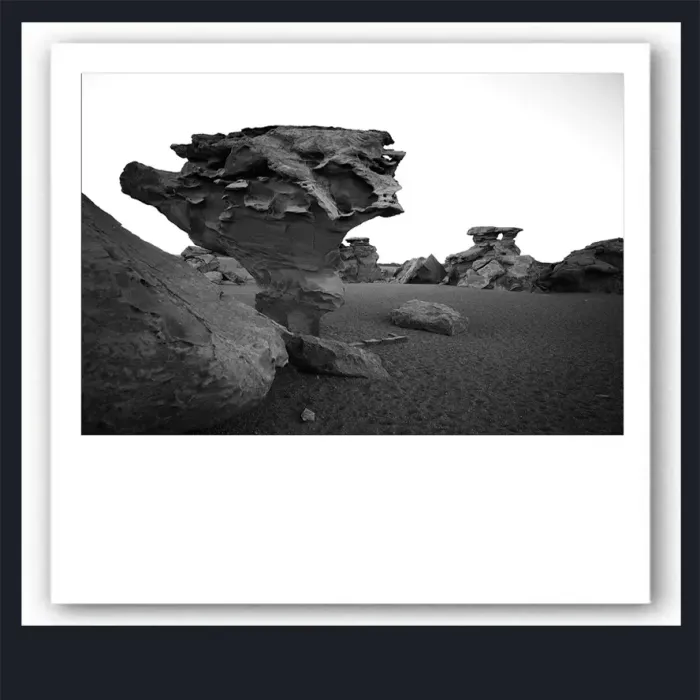 6.7.18-LANDSCAPE-NATURE-Rocks-Formation-Photos-Moon-Valley-Bolivia-2015-L1026169