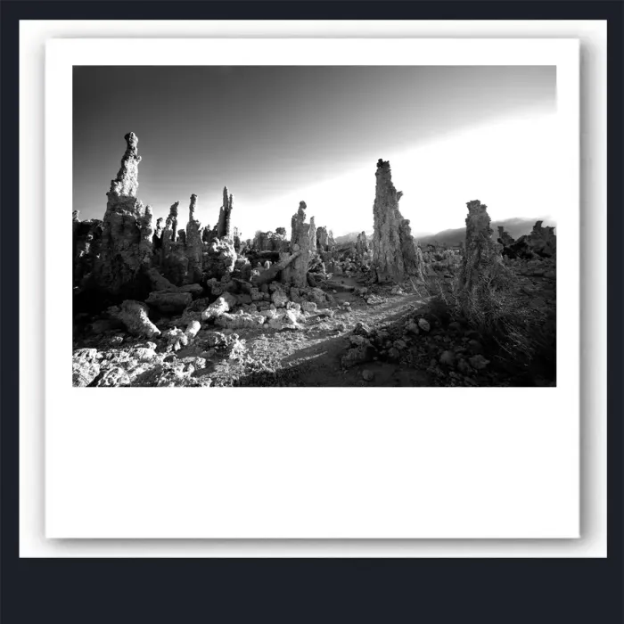6.7.26-LANDSCAPE-NATURE-Rocks-Formation-Mono-Lakes-California-USA-L1001434-2016