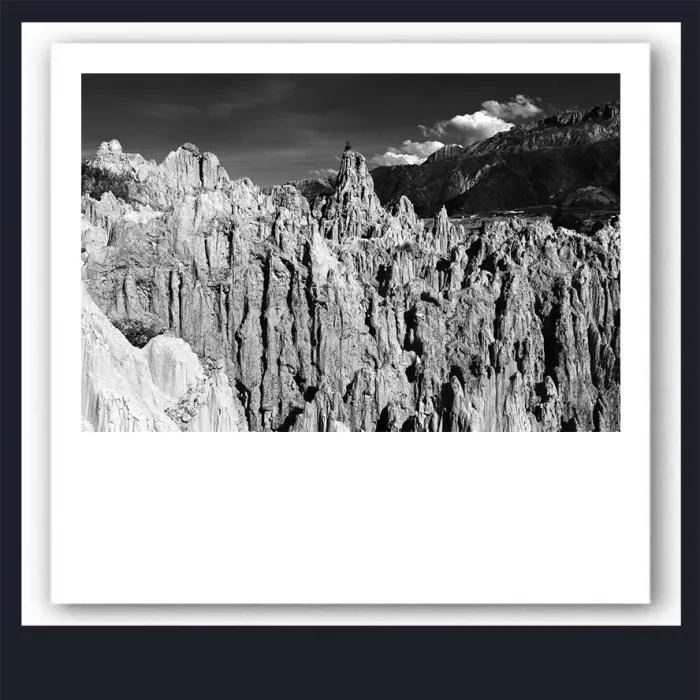 6.7.3-LANDSCAPE-NATURE-Rocks-Formation-Photos-Moon-Valley-Bolivia-2015-L1025554