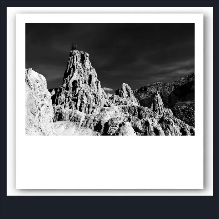 6.7.4-LANDSCAPE-NATURE-Rocks-Formation-Photos-Moon-Valley-Bolivia-2015-L1025562