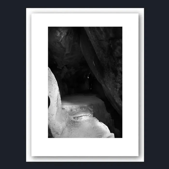 6.7A.1-LANDSCAPE-NATURE-CAVES-Black-and-White-Peru-South-America-2015-L1024992
