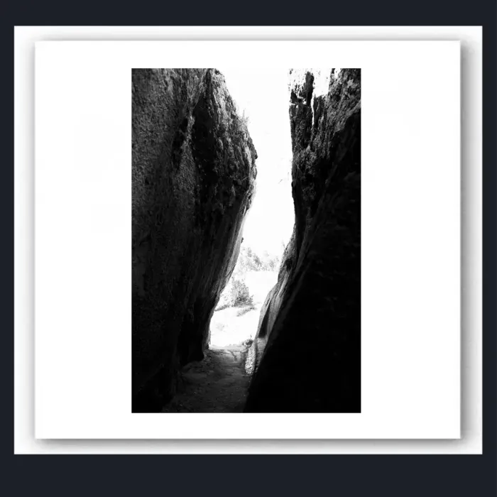 6.7A.14-LANDSCAPE-NATURE-CAVES-Black-and-White-Peru-South-America-2015-L1024967