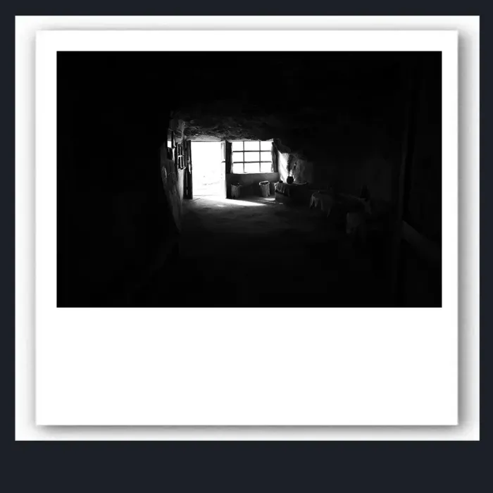 6.7A.16-LANDSCAPE-NATURE-CAVES-Black-and-White-Peru-South-America-2015-L1025826