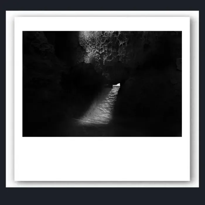 6.7A.21-LANDSCAPE-NATURE-CAVES-Black-and-White-Peru-South-America-2015-L1025785