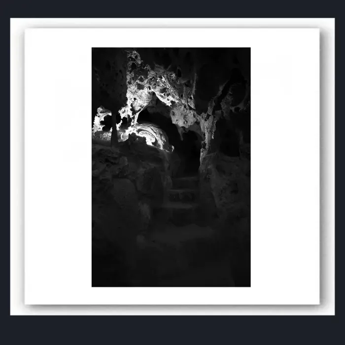 6.7A.38-LANDSCAPE-NATURE-CAVES-Black-and-White-Peru-South-America-2015-L1025806