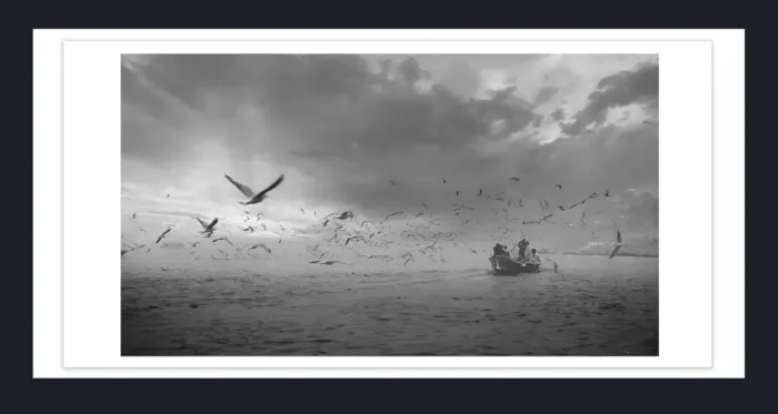 28-5-13-FINE-ART-BOAT-PHOTOGRAPHY-Black-and-White-Photo-Varanasi-India-L1008606-2018