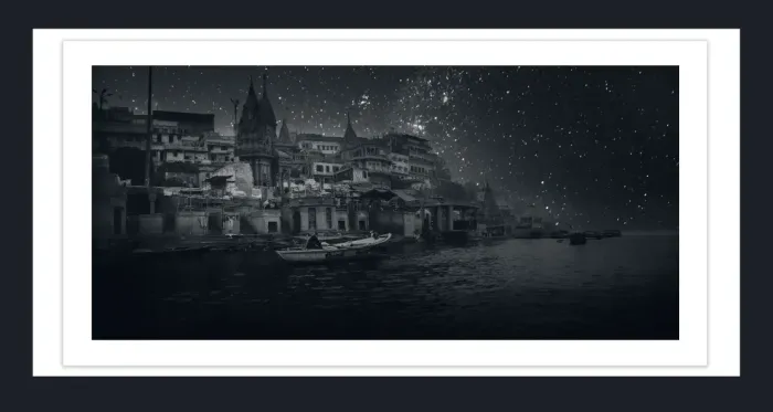 28-5-23-FINE-ART-BOAT-PHOTOGRAPHY-Black-and-White-Photo-Varanasi-India-L008712-14-2018