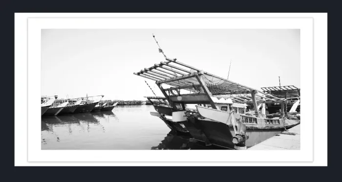 28-5-46-FINE-ART-BOAT-PHOTOGRAPHY-Black-and-White-Photo-Qatari-Dhow-Fishing-boat-Doha-L1014838-2018