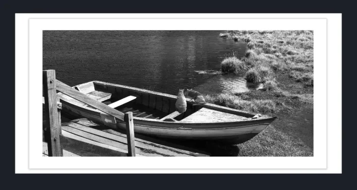 28-5-73-FINE-ART-BOAT-PHOTOGRAPHY-Black-and-White-Photo-L1025235-Pampalarama-La-Paz-2015