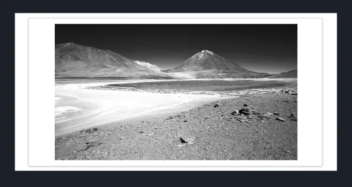 19.5.11-MINIMALISM-Landscape-Black-and-White-Photos-Bolivia-L1026257-2015