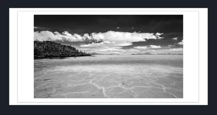 19.5.13B-MINIMALISM-Landscape-Black-and-White-Photos-Bolivia-L1025749-2015
