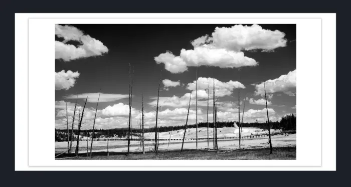 19.5.22-MINIMALISM-Landscape-Black-and-White-Photos-GEYSHER-Yellowstone-L1000886-2016