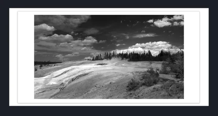 19.5.27-MINIMALISM-Landscape-Black-and-White-Photos-GEYSHER-Yellowstone-L1000857-58-2016