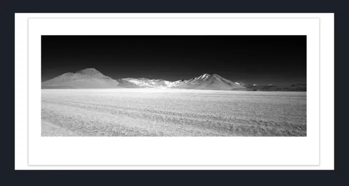 19.5.6-MINIMALISM-Landscape-Black-and-White-Photos-Bolivia-L1026250-2015