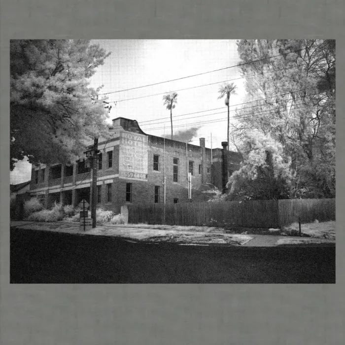 5.2.1-INFRARED-PHOTOS-RURAL-ARCHITECTURE-Black-and-White-Korumburra-VIC-Australia-L1017418-2019