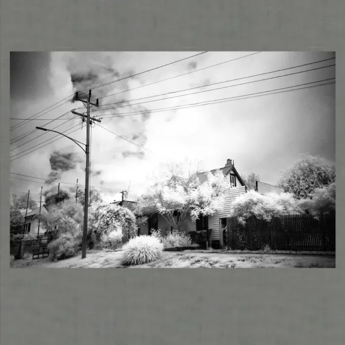 5.2.2-INFRARED-PHOTOS-RURAL-ARCHITECTURE-Black-and-White-Korumburra-VIC-Australia-L1017422-2019