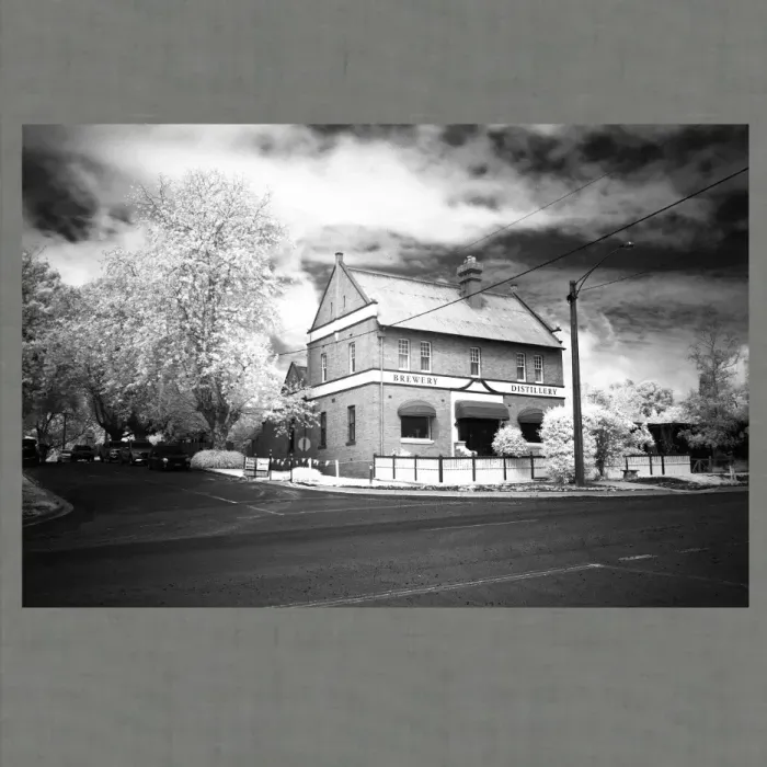 5.2.6-INFRARED-PHOTOS-RURAL-ARCHITECTURE-Black-and-White-Loch-South-Gippsland-VIC-Australia-L1017430-2019