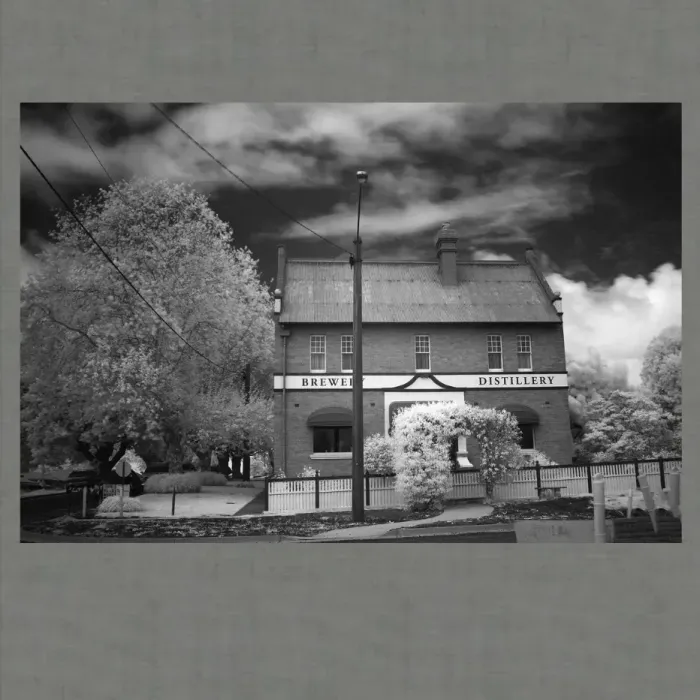 5.2.7-INFRARED-PHOTOS-RURAL-ARCHITECTURE-Black-and-White-Loch-South-Gippsland-VIC-Australia-L1017433-2019