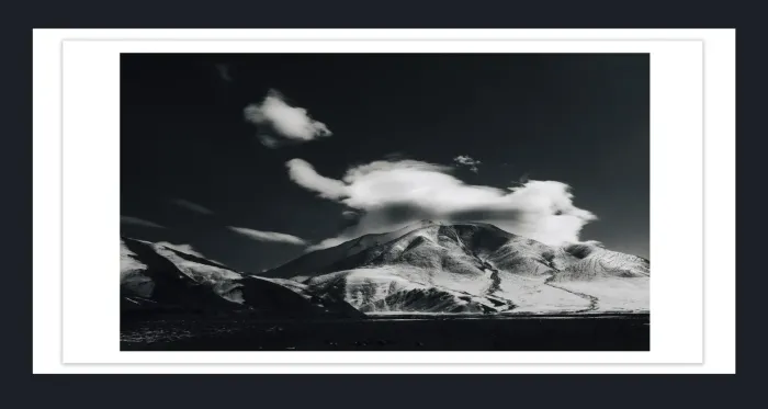 18F-22-DRAMATIC-BLACK-AND-WHITE-LANDSCAPE-IN-FILM-LOOK-PHOTOGRAPHS-FOR-SALE-L1006863-Mongolia-2017