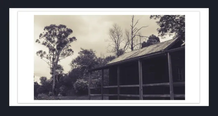 18E-25-RETRO-VINTAGE-FILM-PHOTO-EFFFECT-BLACK-AND-WHITE-PHOTOS-L1017487-Coal-Creek-Korumbura-2019