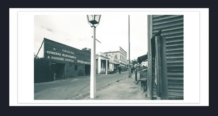 18E-51-Vintage-Photos-for-Sale-Retro-prints-BLACK-AND-WHITE-PHOTOS-L1026464-Sovereign-Hill-Ballarat-2015