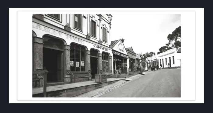 18E-55-Vintage-Photos-for-Sale-Retro-prints-BLACK-AND-WHITE-PHOTOS-L1026469-Sovereign-Hill-Ballarat-2015