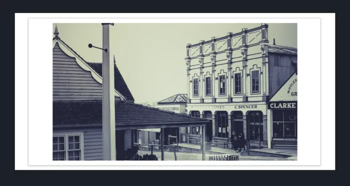 18E-60-Vintage-Photos-for-Sale-Retro-prints-BLACK-AND-WHITE-PHOTOS-L1026480-Sovereign-Hill-Ballarat-2015