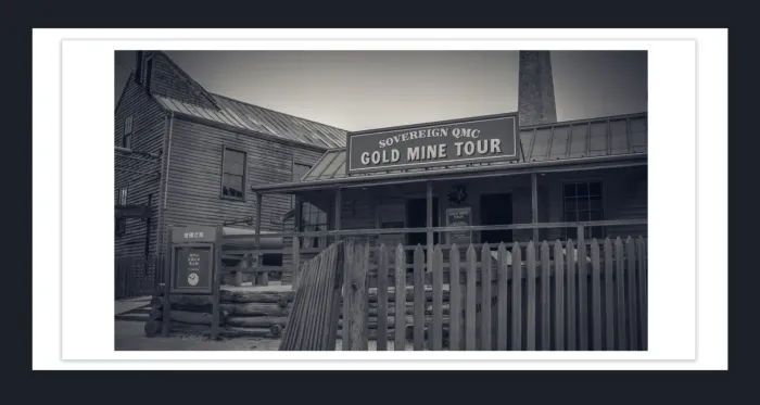 18E-67-Vintage-Photos-for-Sale-Retro-prints-BLACK-AND-WHITE-PHOTOS-L1026495-Sovereign-Hill-Ballarat-2015