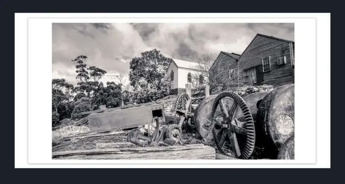 18E-68-Vintage-Photos-for-Sale-Retro-prints-BLACK-AND-WHITE-PHOTOS-L1026538-Sovereign-Hill-Ballarat-2015