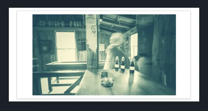 18E-76-Collectable-Vintage-Photographs-for-sale-BLACK-AND-WHITE-PHOTOS-FILM-EFFECT-L1026610-Sovereign-Hill-Ballarat-2015